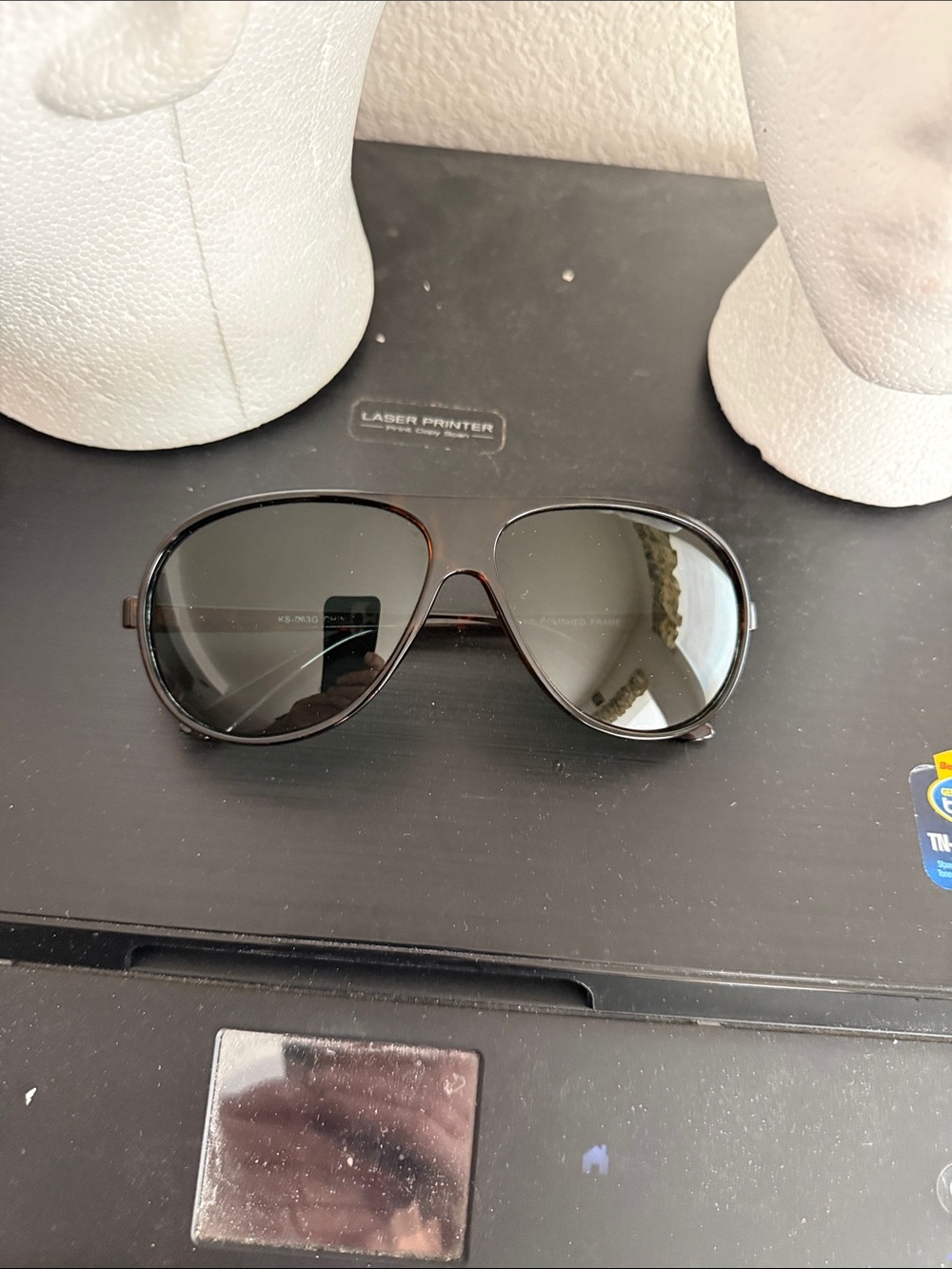 Source Unknown Black Aviator Sunglasses